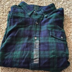 Polo Ralph Lauren- Plaid Button Front Men’s Long Sleeve Shirt- Size Xl 100% Cotton Green Button-up Flannel Shirt, Green Flannel Shirt With Button Closure, Green Flannel Button-up Shirt, Purple Dress Shirt, Check Dress Shirt, Printed Dress Shirts, Ralph Lauren Slim Fit, Polo Shirt Dress, Ralph Lauren Green