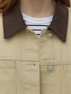 This is DEPOUND’s casual cotton jacket with contrasting color collar, adding a stylish touch. Made of sturdy cotton fabric, it features a cropped length for a trendy look. The relaxed silhouette allows for comfortable wear and versatile styling. The contrasting collar is treated with a peach finish to enhance its texture and softness.- It's a great item for daily wear- You can pair it with different styles of outfits to create various looks- Additional chest and side pockets enhance practicality- Detailing with a branded logo on the canvas accessory adds a stylish touch Brown Cotton Utility Jacket With Corduroy Collar, Brown Cotton Outerwear With Padded Collar, Cotton Utility Jacket With Corduroy Collar For Work, Cotton Outerwear With Corduroy Collar, Cotton Outerwear With Contrast Collar And Long Sleeve, Cotton Outerwear With Contrast Collar, Everyday Cotton Collared Outerwear, Khaki Cotton Utility Jacket With Lapel Collar, Khaki Collared Cotton Outerwear