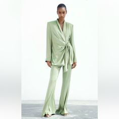 Mid-Rise Pants. Flared Legs. Side Hidden In-Seam Zip Closure. Green. Size Xs. New With Tags. @Zaraforadolla Note: This Item Runs Small. Green | 7666/527 Outer Shell 100% Viscose Solid Pantsuit For Spring Night Out, Solid Color Pantsuit For Night Out In Spring, Spring Pantsuit For Night Out, Solid Pantsuit For Night Out In Spring, Spring Evening Sets With High-waisted Pants, Spring Wide-leg Pantsuit For Night Out, Spring Night Out Pantsuit Trousers, Chic Spring Pantsuit With Long Pants, Fitted Spring Pantsuit With Wide-leg Pants