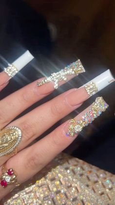 Baddie Nails Acrylic With Gems, Hood Nails, Baddie Bling Nails, Nails Art Simple, Easy Nail Art Tutorial, Nail Art 2022, Design Nails Art, Nail Art Aesthetic, Nail Art 2023