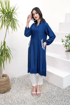 Long Sleeve Kurta With Floral Embroidery For Work, Elegant Floral Embroidered Kurta For Workwear, Elegant Floral Embroidered Workwear Kurta, Elegant Floral Embroidery Workwear Kurta, Long Sleeve Floral Embroidery Kurta For Work, Long Sleeve Chikankari Kurta For Work, Elegant Pants For Eid Workwear, Elegant Floral Embroidered Kurta For Work, Straight Work Pants For Eid