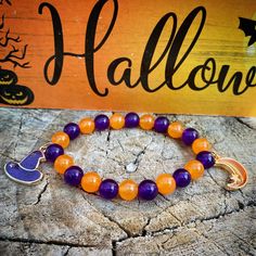 This handmade gemstone bracelet is made from natural Orange and Purple Jade 8mm beads, and is strung on a high quality stretch cord.  If you are a Halloween fanatic then this bracelet is perfect for you...or if you are looking for that perfect Halloween present that will surprise, then look no further. This bracelet will surely make any Halloween enthusiast excited.   Please see picture 7 to determine your ideal bracelet length in order for the bracelet to be made to fit nicely around your wrist Halloween Gift Bracelets With Round Beads, Halloween Gift Beaded Bracelets, Halloween Gift Stretch Bracelet With Round Beads, Handmade Stretch Bracelet For Halloween, Red Jade Bracelet, Pink Gemstone Bracelet, Halloween Parfait, Snowflake Bracelet, Bracelet For Girls