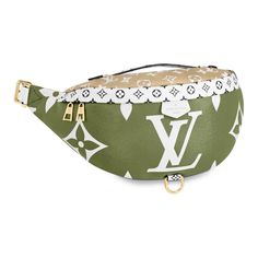 This Louis Vuitton Bumbag Monogram Giant is a stylish, functional carry piece sure to turn heads. Featuring a khaki green and beige colorway, this luxe bumbag is constructed with a waterproof canvas material and features a practical zipped compartment with large capacity. #louisvuittonbag #luxurybag #greenbag #louisvuittonhandbags @LouisVuitton Handbags Green, Louis Vuitton Bumbag, Louis Vuitton Clutch Bag, Waist Purse, Louis Vuitton Clutch, Louis Vuitton Crossbody, Practical Bag, Waist Pouch, Bag Trends