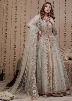 Heavy Dresses, Ideas Clothes, Pakistani Wedding Outfits, Pakistani Fancy Dresses, Pakistani Fashion Party Wear, Beautiful Pakistani Dresses, Bridal Dress Fashion, Pakistani Bridal Dresses, Pakistani Bridal Wear