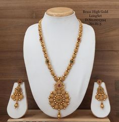 Long Gold Necklace Indian Bridal Jewellery Designs, 24 Grams Gold Necklace Designs, Long Gold Necklace Indian, Gold Haram Designs, Simple Necklace Designs, Haram Designs, Long Gold Necklace, Gold Haram