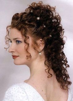 Trendy Space Buns for a Playful Vibe: Fun and Creative Hairstyle Ideas
https://www.youtube.com/watch?v=jrrUxdGCn-g Rambut Brunette, Asymmetrical Hairstyles, Curly Wedding Hair, Fringe Hairstyles, Wedding Hairstyles For Long Hair, Wedding Hair And Makeup, Long Curly Hair, Long Curly, Hair Waves