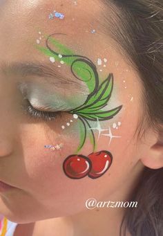 Cherry Face Paint, Cute Easy Face Paint Ideas, Unique Face Painting, Face Painting Fairy, Face Paint On Hand, Halloween Easy Face Paint, Cute Face Painting Ideas, Girl Face Paint, Easy Face Paint Designs