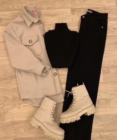 Cute Outfits With Shorts, Color Combos Outfit, Stylish Short Dresses, Winter Fashion Outfits Casual, Fashion Top Outfits, Casual Day Outfits, Quick Outfits, Tomboy Style Outfits, Classy Casual Outfits