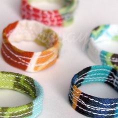 Quilted Fabric Rings, Fabric Rings Jewelry, Fabric Rings Diy, Fabric Samples Projects, Repurposed Scarves, Fabric Ring, Diy Ring, Fabric Bracelets, Craps