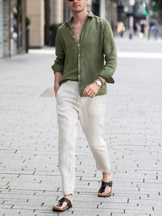 Linen Outfits For Men, Style Tips For Men, Teenager Style, Mens Linen Outfits, Mens Linen Pants, Beige Chinos