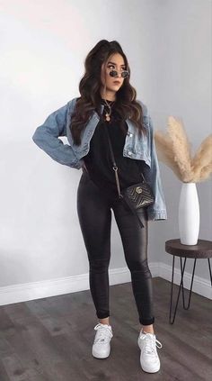 Outfits Leggins, Black Leather Pants, Elegante Casual, Fall Fashion Outfits, Casual Fall Outfits, Mode Inspiration, Winter Fashion Outfits