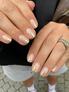 Multicolor  Collar   Animal,Colorblock,Plants 3D Nails Embellished   Nail,Hand & Foot Care Gel French Manicure, Gold Nail, Popular Nails, Short Nail Designs, Neutral Nails, Powder Makeup, French Tip Nails, Chrome Nails