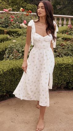 Details: Floral print Shoulder tie Side slit Midi dress Size Chart: Size Length Bust inch cm inch cm S 39 100 33 84 M 39.7 101 34.6 88 L 40 102 36.2 92 XL 40.5 103 37.8 96 2XL 41 104 39.4 100 Midi Sundress, Herringbone Design, Tea Break, Floral Dresses Long, Split Dress, Maxi Robes, Vestido Casual, Daily Dress, Women Long Dresses