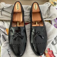 These Dressy, Beautiful Men’s Designer Shoes Are Perfect For Any Elegant Affair Or Occasion. If You Want To Dress To Impress.Black, Shiny And Classy Tassled Loafers. Salvatore Ferragamo Men, Ferragamo Men, Salvatore Ferragamo Shoes, Loafer Shoes, Salvatore Ferragamo, Designer Shoes, Dress To Impress, Dress Shoes Men, Men's Shoes