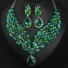 Green Necklace Set Crystal Bridal Jewelry Sets, African Necklace, Crystal Jewelry Sets, Detailed Jewelry, Colorful Earrings, Cheap Jewelry, Victorian Jewelry, Bridal Jewelry Sets, Necklace Earring Set