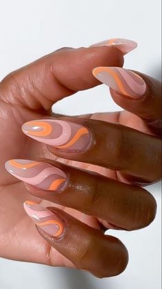 Nail Airbrush Designs, Manicured Nails, Unghie Sfumate, Kutek Disney, Orange Nail, Airbrush App, Classy Acrylic Nails