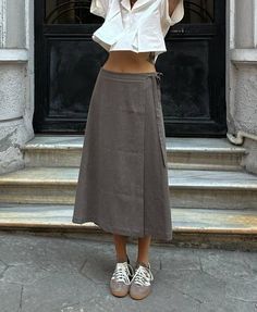 Linen Skirt Outfit Summer, Cotton Skirt Outfit, Garment Of Praise, Xmas Dress, Apple Bottoms, Skirt Outfit, Summer Skirts, Cotton Skirt, Look At You