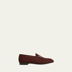 Gucci "Jordaan" calf suede loafers  0.17 in / 5 mm flat heel Round apron toe Gold-toned horsebit hardware Notched vamp Slip-on style Leather outsole Lining: Leather Made in Italy Gucci Jordaan, Horsebit Loafers, Suede Loafers, Loafer Shoes, Apron, Tops Designs, Loafers, In Italy, Slip On