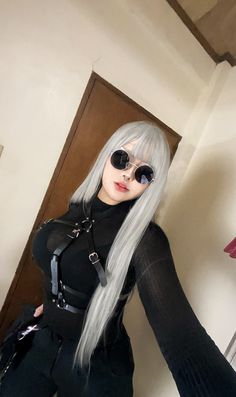 cosplayer asian girl, Gojo Satoru girl version, aesthetic outfit Female Gogo Satoru, Woman Gojo Cosplay, Gojo Satoru Women Cosplay, Genderbend Gojo Satoru, Girl Gojo Cosplay, Gojo Style Outfit, Fem Gojo Satoru Fanart, Gojo Satoru Outfit