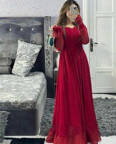 Red Long Frock, Alishba Anjum, Wedding Gowns Ideas, Color Wedding Dresses, Trending Summer Nails, Red Anarkali, Wedding Dresses Ideas, Shadi Dresses