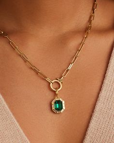 Nova Parker Charm Necklace Ideas, Onyx Necklace, Gold Jewelry Necklace, Emerald Pendant, Emerald Necklace, 14k Gold Necklace, Statement Necklaces, Emerald Stone, Emerald Jewelry