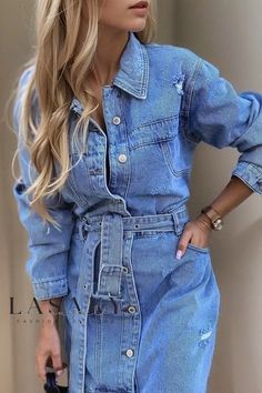 Lasaky - Refined Womens Slim Fit Denim Shirt Dress featuring a Sophisticated Turn-Down Collar and Single-Breasted Button Closure Vestiti In Jeans, Fitted Denim Shirt, Blue Jean Dress, Moda Denim, Spring Denim, Dress Sleeve Length, Denim Midi Dress, Trendy Denim, Collared Shirt Dress