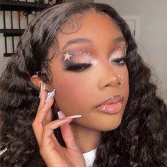 Concert Eyeshadow Looks, Makeup Ideas For Concerts, Makeup Looks For Concerts, Baddie Eyeshadow Looks, Eye Makeup Black Women, Bratz Photoshoot, Birthday Makeup For Black Women, Concert Makeup Looks, Bratz Makeup