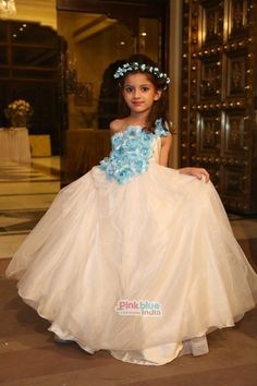 Unique Kids Fashion Clothing and Traditional Dresses for Baby Boys & Girls for Diwali 2016 Children Wear, Diwali Celebration, Kids Fashion Clothes, Unique Kids, Professional Fashion, Ethnic Wear