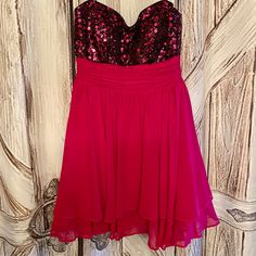 Morgan & Co 5/6 Fuchsia Dress.Sequin At Bust. Black Lined With Crinoline. Brand New, Never Worn But No Tags Magenta Short Dress, Pink Sequin Fabric For Party, Mini Length, Short Party Dress, Party Dress, Prom, Short Dresses, Colorful Dresses, Prom Dresses, Brand New