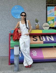 Pose Mode, Outfit Korean Style, French Outfit, Chill Outfits, Cebu, Urban Outfits, Colourful Outfits, Stylish Fashion