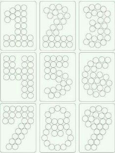 several circles are arranged in the shape of numbers