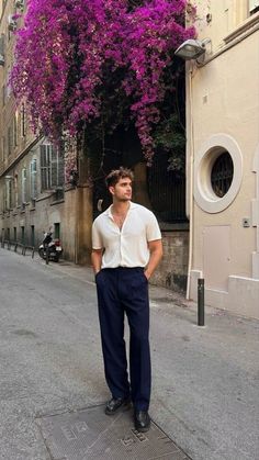 Party Outfit Men, Herren Style, Mens Photoshoot Poses, Classy Outfits Men, Mens Casual Outfits Summer, Cocktail Outfit, Men Stylish Dress, Guys Clothing Styles, Mens Outfit Inspiration