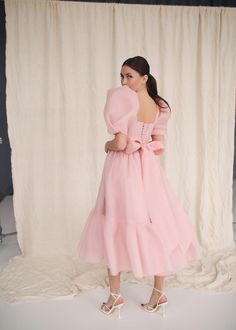 Maria Midi Dress Blush Organza Puff Dress Rehearsal Dinner - Etsy Ukraine Gaun Koktail, Puff Sleeves Dress, Dress Rehearsal, Simple Frocks, Puff Dress, Shein Outfits, Pink Prom, Crop Top Dress, Pink Prom Dresses