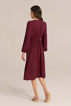 Radiate feminine charm in this dress. The delicate bow-knot detail adds a touch of sweetness, while the long sleeves provide a cozy and modest look. Perfect for any occasion, this midi dress effortlessly combines comfort and fashion.Material : 98%Polyester+2%ViscoseElasticity : NoneSku : CL2433A23*Package : 1*DressCare instructions:Do Not Bleach.Separate dark colors.Iron Low Heat. Ruched Long Sleeve Midi Dress For Winter, Winter Ruched Long Sleeve Midi Dress, Winter Long Sleeve Ruched Midi Dress, Elegant Long Sleeve Dress For Fall Brunch, Elegant Long Sleeve Midi Dress For Brunch, Elegant Long Sleeve Midi Dress For Daywear, Fall Midi Dress Solid Color For Daywear, Solid Color Midi Dress For Fall Daywear, Solid Color Midi Dress For Daywear In Fall