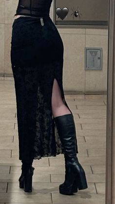 Goth Fits, Looks Pinterest, Outfits Y2k, Event Outfit, Wearing Clothes, Dark Fashion, Outfits Casuales, Fashion Advice