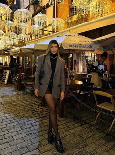 Amsterdam Outfit, Outfit Botas, Ny Outfits, Paris Look, Winter Photos, Trendy Fall Outfits, Fashion Mistakes, Looks Chic, Style Mistakes