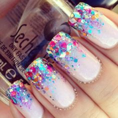 These are the BEST short Coachella nails ideas and other short festival nails summer acrylic! If you’re looking for the cutest festival nail designs with glitter, such as festival nails Coachella, music festival nails acrylic coffin, colorful festival nail art designs, fun French tip nails with glitter, or any other festival nail ideas for 2022, then this is the post that you’ll want to check out! Ultimate Fails, Ombre Nails Glitter, Party Nails, Nails Polish, Nail Designs Glitter, Nailed It, Gel Nail Designs, Nails Inc