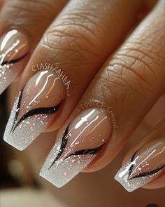 Elegant Nail Designs 2024, Ongles Nail Art, Elegant Wedding Nails, Elegant Touch Nails, Fake Nails White, Manicure Nail Designs, Easy Nails