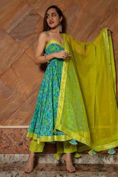 Shop for Pomcha Jaipur Green Cotton Printed Anarkali Set for Women Online at Aza Fashions Printed Anarkali Suits, Printed Anarkali, Tandoori Masala, Cotton Anarkali, Anarkali Dress Pattern, Set Saree, Indian Dresses Traditional, Kurti Designs Party Wear, Designer Party Wear Dresses