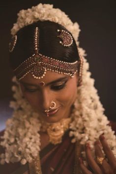 Tamil Bride, Tamil Brides, Indian Bridal Hairstyles, Asian Bride, We Are The World, South Indian Bride, Indian Hairstyles, Indian Bridal