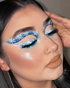 #angelicamistral #makeupnavideño January Makeup Looks, Christmas Make Up Looks, Creative Christmas Makeup Looks, Christmas Glam Makeup, Very Easy Makeup