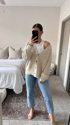 Mom Wardrobe, Midsize Outfits, Fall Transition Outfits, Transition Outfits, Casual Work Outfits, Outfit Inspo Fall, Mom Outfits, Fall Winter Outfits, Modest Outfits