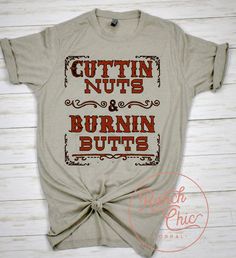 Cute Shirt Sayings, Nfr Outfits, Htv Shirts, Season Outfits, Nfr Fashion, T Shirt Ideas, Southern Outfits, Cute Country Outfits, Rodeo Queen