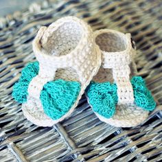 crochet baby booties with blue and white bow