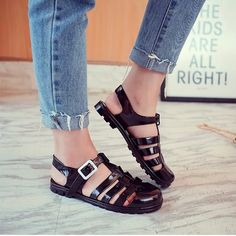 Woman’s Size 6.5 Jelly Sandals Transparent Shoes, Bling Sandals, Garden Shoes, Closed Toe Heels, Slippers Summer, Roman Sandals, Rubber Sandals, Crystal Shoes, Sandals Slippers