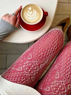 Lace Tights Outfit, Aesthetic Instagram Photos, Style Inspiration Outfit Ideas, Outfit Ideas Trendy, Fashion Style Tips, Tights Outfits, Outfits For Fall, Stylish Fall Outfits, Lace Tights