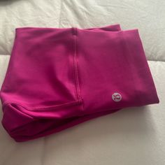 Hot Pink Lululemon Leggings Size 0 Never Worn Tags Are Off But They Have Never Been Worn Lulu Wishlist, Lululemon Wishlist, Lulu Tops, Pink Lululemon Leggings, Nike Winter Jackets, Hot Pink Lululemon, 23 Birthday, Lululemon Collection, Cute Middle School Outfits