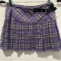 Never Worn Size Xs Skirt! Casual Purple Skirt For Winter, Purple Plaid Skirt, Purple Plaid, Plaid Skirt, Plaid Skirts, Color Purple, Mini Skirt, Womens Skirt, Mini Skirts