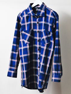 PLEASE KEEP IN MIND **Item takes up to 1-3 business weeks for production and 100% handmade ****-**Rear YKK Back Zip Flannel Shirt•Long-sleeve flannel shirt•A rear zipper running along the entire back center seam•Button-down front placket•A pointed collar•Chest pockets•Functional button cuffs•A rounded hem•Machine wash** Men in the picture wearing size : LARGE // Height : 1/80 62 kg MEASUREMENTS :S Size Chest : 48 cm / 1 sideLenght : 84 cmM Size : Chest: 50 cm / 1 sideLenght: 85 cmL Size Chest : Blue Collared Flannel Shirt For Fall, Blue Flannel Shirt With Buttons For Winter, Blue Buttoned Flannel Shirt For Winter, Winter Blue Buttoned Flannel Shirt, Blue Flannel Shirt With Pockets, Winter Blue Buttoned Shirt, Winter Blue Shirt With Buttons, Blue Long Sleeve Flannel Shirt With Pockets, Blue Buttoned Flannel Shirt