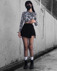 Black Skirt With Fishnets Outfit, Fishnet Skirt Outfit, Fishnet Shorts Outfits, Fishnet Tights Outfit Grunge, Skirt With Fishnets Outfit, Black Fishnets Outfit, Fishnet Socks Outfit, Fishnet Tights Outfit, Fish Net Tights Outfit